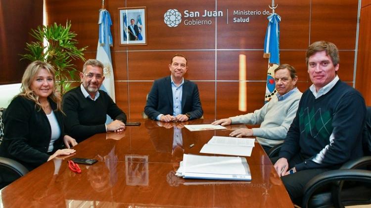 San Juan: Firma de convenio marco entre Salud y empresa minera San Juan: Firma de convenio marco entre Salud y empresa minera