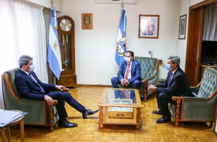 San Juan/los anuncios de Uñac: 5.448 casas, la terminal, más Mil Días y apoyo a emprendedores San Juan/los anuncios de Uñac: 5.448 casas, la terminal, más Mil Días y apoyo a emprendedores