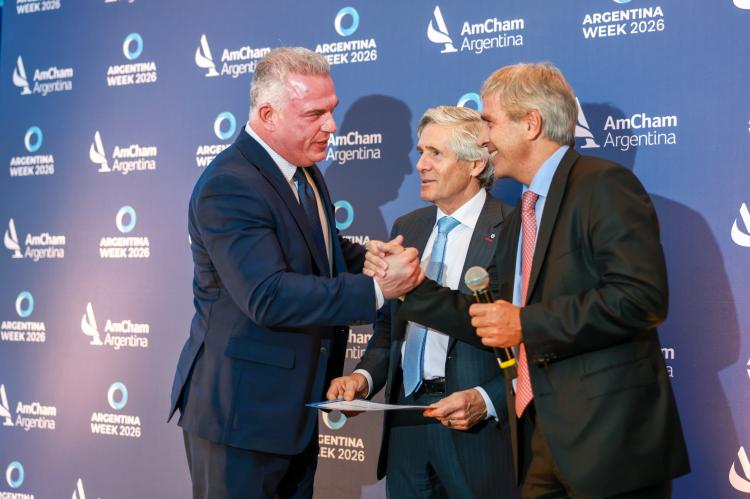 San Juan: Los Azules recibe reconocimiento en Argentina Week 2026 por su compromiso con la inversión productiva