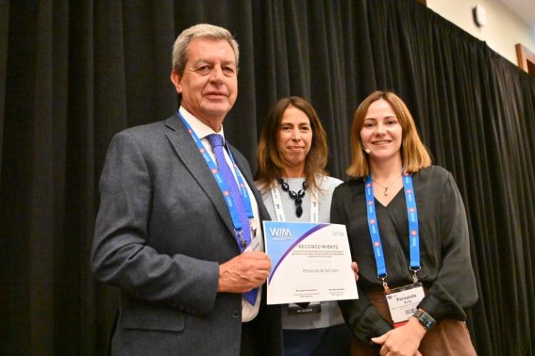 San Juan recibió una distinción por la incorporación de mujeres al trabajo minero San Juan recibió una distinción por la incorporación de mujeres al trabajo minero