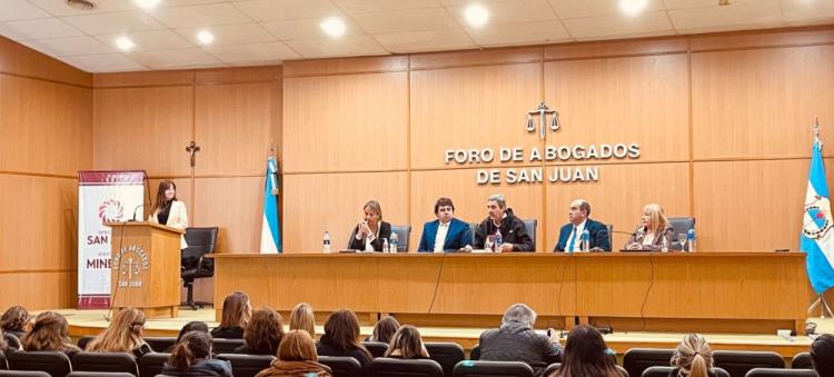 San Juan: Se realizó un encuentro conversatorio por el Día Internacional de la Mujer Minera San Juan: Se realizó un encuentro conversatorio por el Día Internacional de la Mujer Minera
