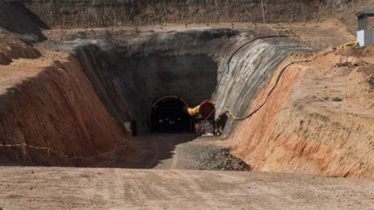 Santa Cruz: Afirman que podría duplicarse el rendimiento de la mina de oro y plata Cerro Moro Santa Cruz: Afirman que podría duplicarse el rendimiento de la mina de oro y plata Cerro Moro