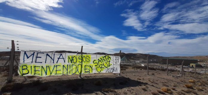 Santa Cruz: El titular de ASIJEMIN no fue bien recibido por trabajadores y profesionales en Cerro Negro Santa Cruz: El titular de ASIJEMIN no fue bien recibido por trabajadores y profesionales en Cerro Negro