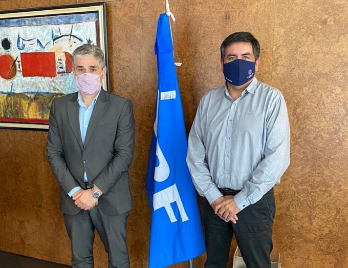 Santa Cruz: Javier Castro, secretario de AOMA fue recibido por el presidente de YPF Pablo González Santa Cruz: Javier Castro, secretario de AOMA fue recibido por el presidente de YPF Pablo González