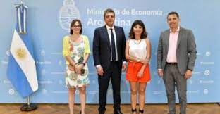 Santa Cruz: La provincia mantuvo una reunión con autoridades nacionales de la Economía y Minería Santa Cruz: La provincia mantuvo una reunión con autoridades nacionales de la Economía y Minería