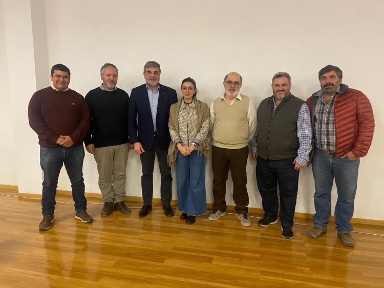 Santa Cruz presentó la ley de cierre de minas y Cerro Vanguardia expuso los avances de su plan de cierre Santa Cruz presentó la ley de cierre de minas y Cerro Vanguardia expuso los avances de su plan de cierre