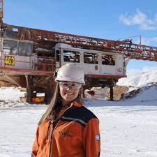 Se aceleró la inclusión femenina en minería pero el reto es la conciliación familiar Se aceleró la inclusión femenina en minería pero el reto es la conciliación familiar