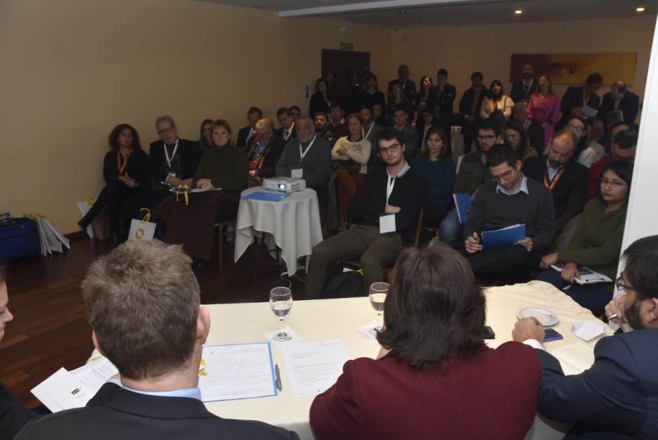 Sistemas Nacionales: Articulando Ciencia e Industria ? Litio