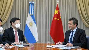 Swap, litio y BRICS: la llegada de más divisas podría venir desde China Swap, litio y BRICS: la llegada de más divisas podría venir desde China