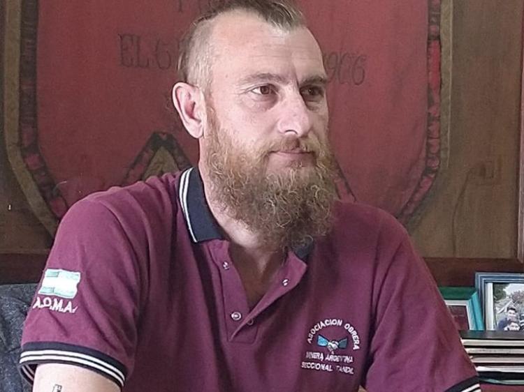 Tandil: Desde AOMA informaron suspensiones laborales en dos mineras a causa de la ausencia de obra pública Tandil: Desde AOMA informaron suspensiones laborales en dos mineras a causa de la ausencia de obra pública