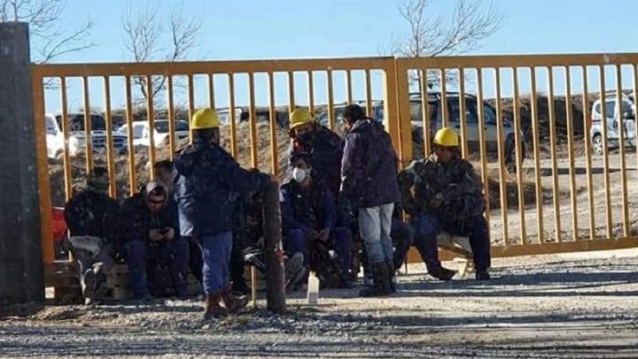 Neuquén: Trabajadores de la minera Ambar de Zapala ocupan fábrica contra cierre y despidos Neuquén: Trabajadores de la minera Ambar de Zapala ocupan fábrica contra cierre y despidos