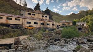 Turismo Argentina: el pueblo fantasma cordobés con túneles de antiguas minas Turismo Argentina: el pueblo fantasma cordobés con túneles de antiguas minas