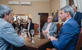 Uñac, Mendiguren y Ávila presentan Crédito Argentino en San Juan para financiar el cambio de la matriz productiva provincial Uñac, Mendiguren y Ávila presentan Crédito Argentino en San Juan para financiar el cambio de la matriz productiva provincial